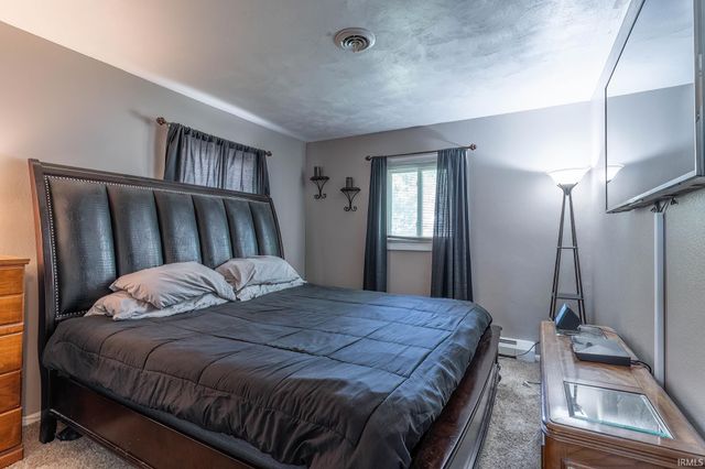 917 Wolverton Drive, Fort Wayne, IN 46825