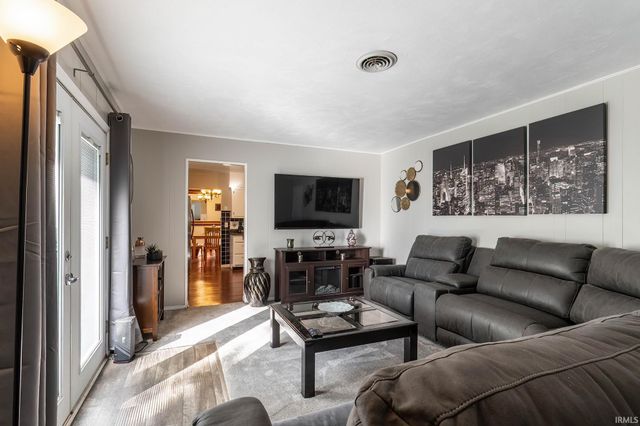 917 Wolverton Drive, Fort Wayne, IN 46825