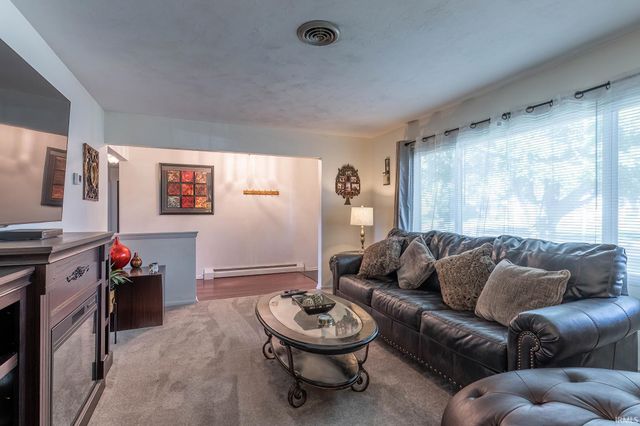 917 Wolverton Drive, Fort Wayne, IN 46825