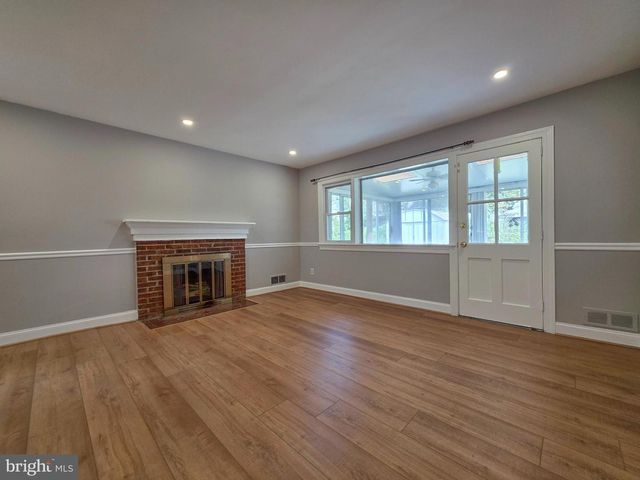 5921 ARLINGTON BLVD, Arlington, VA 22203