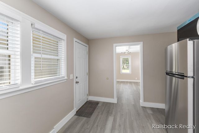 1408 E Pine Hill Avenue, White Cloud City, MI 49349