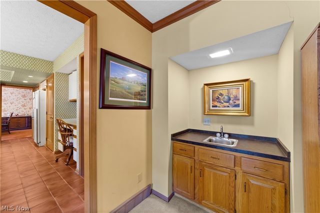 24177 Stonehedge Drive, Westlake, OH 44145