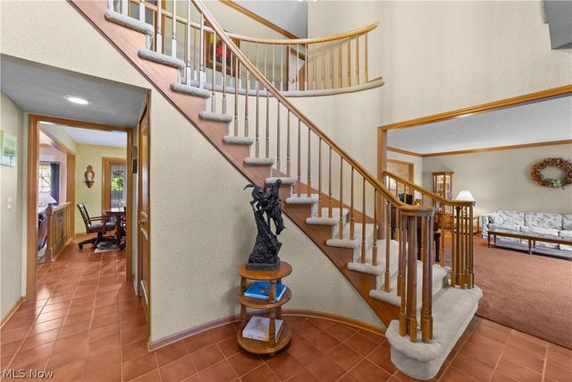 24177 Stonehedge Drive, Westlake, OH 44145