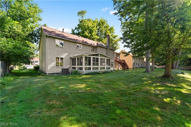 24177 Stonehedge Drive, Westlake, OH 44145