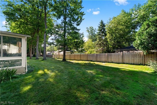 24177 Stonehedge Drive, Westlake, OH 44145