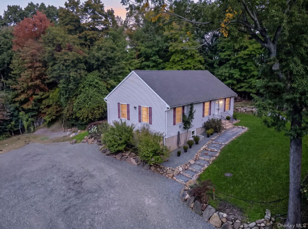 107 Sheep Pasture Road, Port Jefferson, NY 11777 — exterior