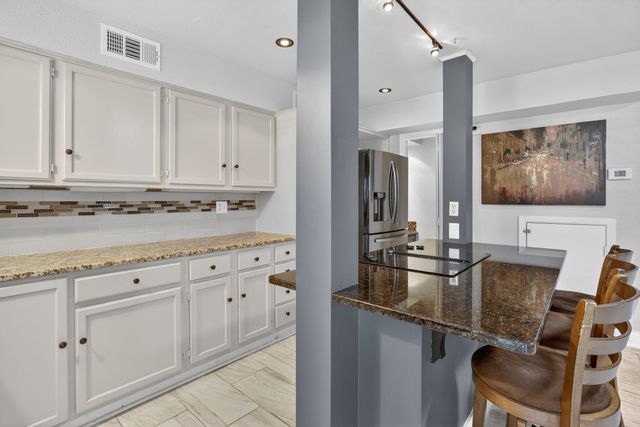 7175 Fair Oaks Avenue 55, Dallas, TX 75231