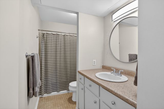 7175 Fair Oaks Avenue 55, Dallas, TX 75231