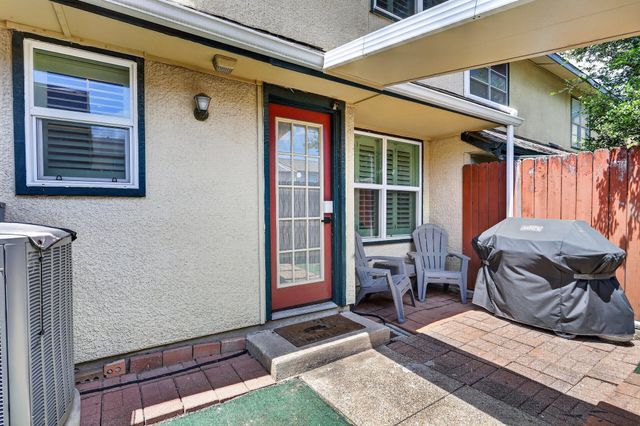 7175 Fair Oaks Avenue 55, Dallas, TX 75231