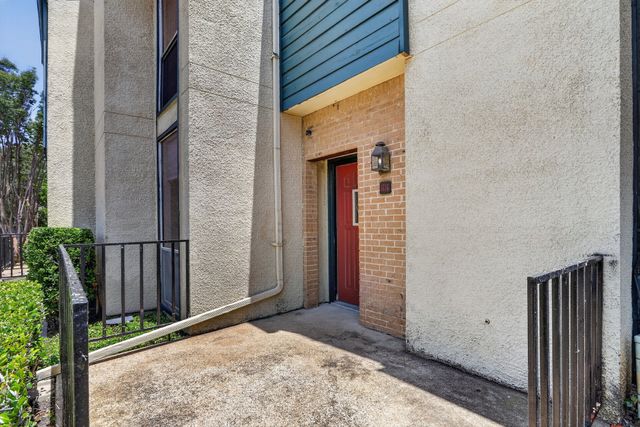 7175 Fair Oaks Avenue 55, Dallas, TX 75231