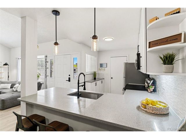 10369 W Fair Ave D, Littleton, CO 80127