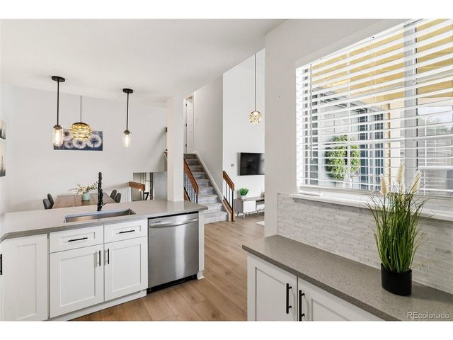 10369 W Fair Ave D, Littleton, CO 80127