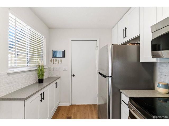 10369 W Fair Ave D, Littleton, CO 80127