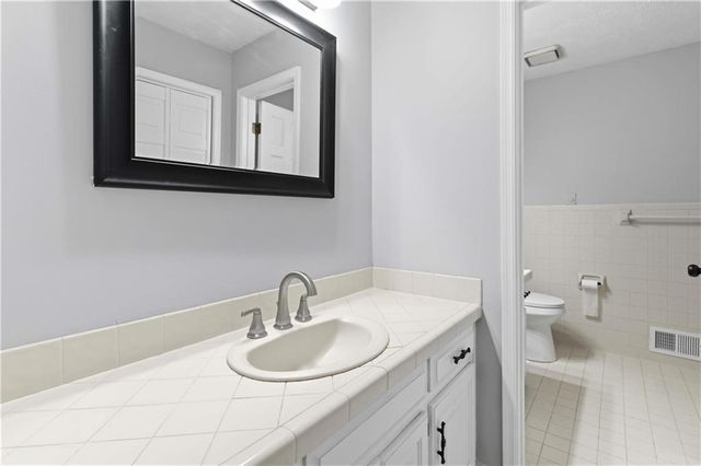 760 Pine Needle Road, Hampton, GA 30228