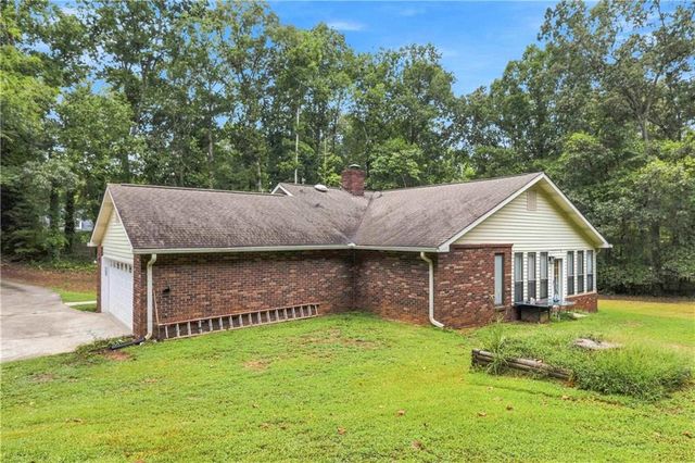760 Pine Needle Road, Hampton, GA 30228