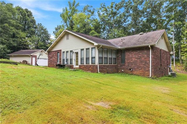 760 Pine Needle Road, Hampton, GA 30228