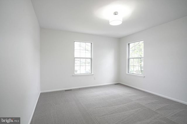 18 BREARLY DR, Sicklerville, NJ 08081