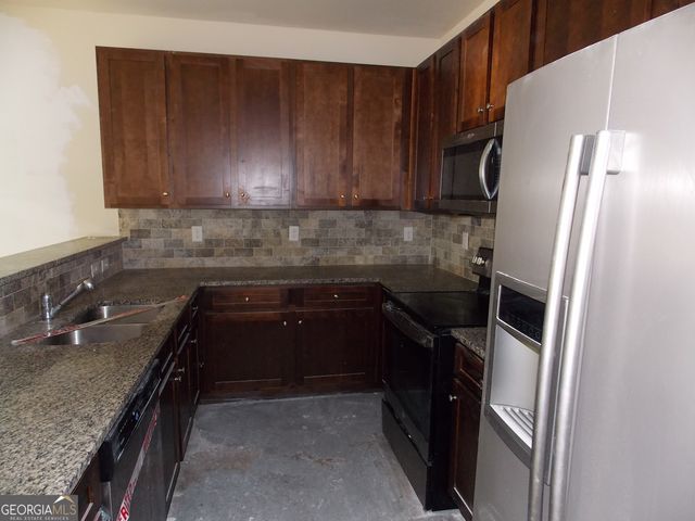 5918 Cassie Drive, Lithonia, GA 30038