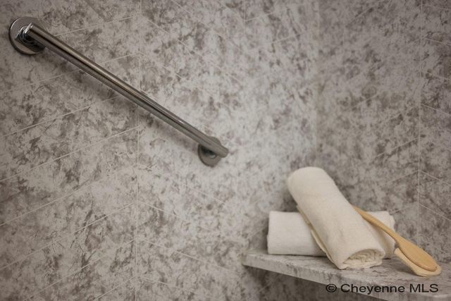 7120 PASADENA RD, Cheyenne, WY 82009