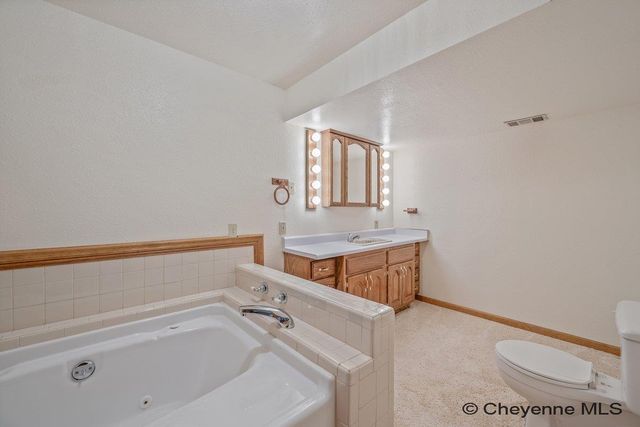 7120 PASADENA RD, Cheyenne, WY 82009