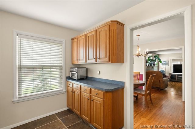 403 South Street, Sellersburg, IN 47172