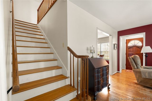 403 South Street, Sellersburg, IN 47172