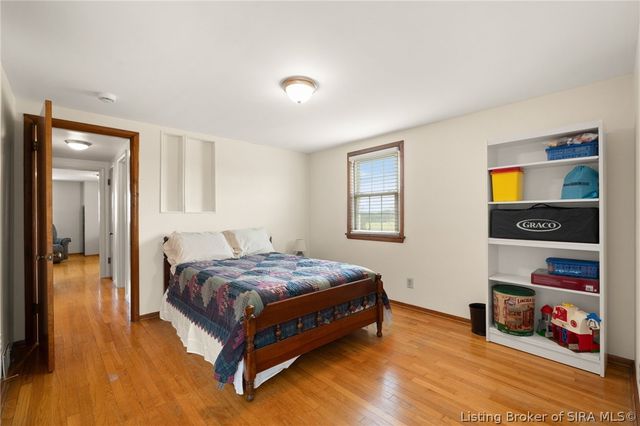 403 South Street, Sellersburg, IN 47172