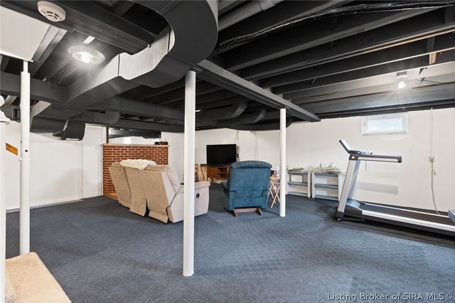 403 South Street, Sellersburg, IN 47172