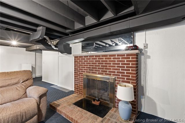 403 South Street, Sellersburg, IN 47172