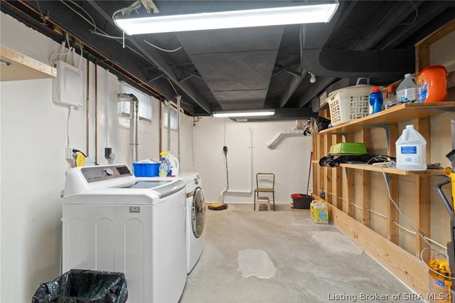 403 South Street, Sellersburg, IN 47172