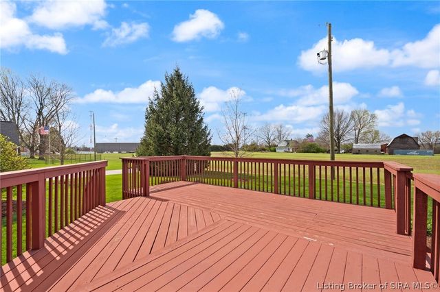 403 South Street, Sellersburg, IN 47172