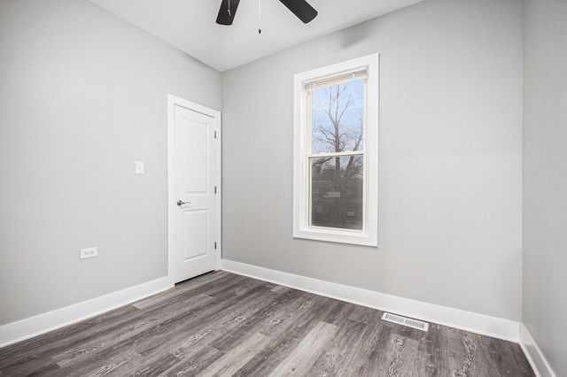 4636 W Erie Street, Chicago, IL 60644