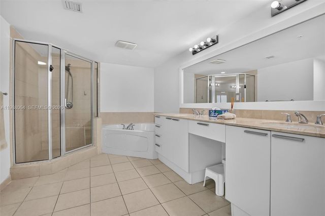 16699 Collins Avenue 2404, Sunny Isles Beach, FL 33160