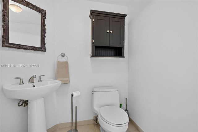 16699 Collins Avenue 2404, Sunny Isles Beach, FL 33160