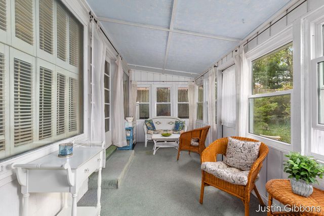 1708 Hiawatha Road SE, Grand Rapids, MI 49506