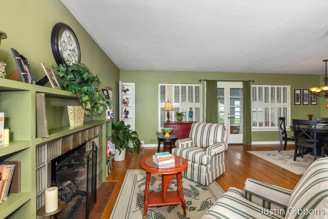 1708 Hiawatha Road SE, Grand Rapids, MI 49506