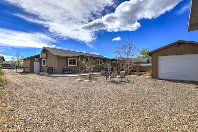 1336 Honeybee Lane, Gardnerville, NV 89460