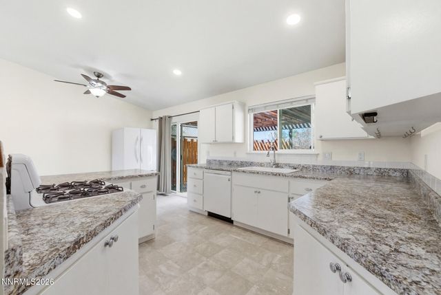 1336 Honeybee Lane, Gardnerville, NV 89460