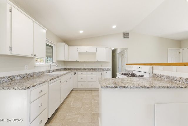 1336 Honeybee Lane, Gardnerville, NV 89460