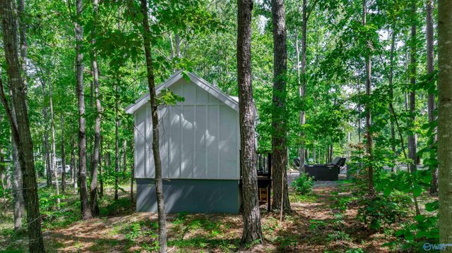 608 County Road 642, Mentone, AL 35984