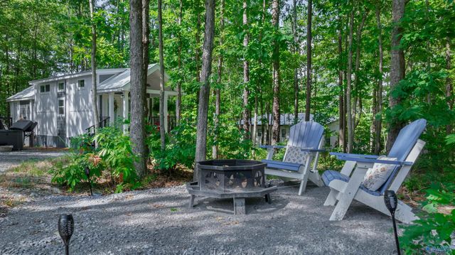 608 County Road 642, Mentone, AL 35984