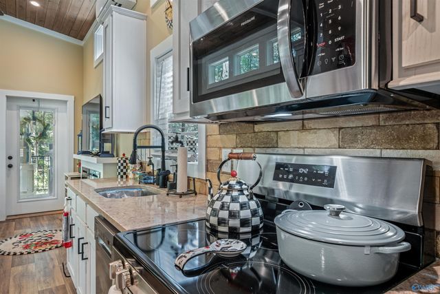 608 County Road 642, Mentone, AL 35984