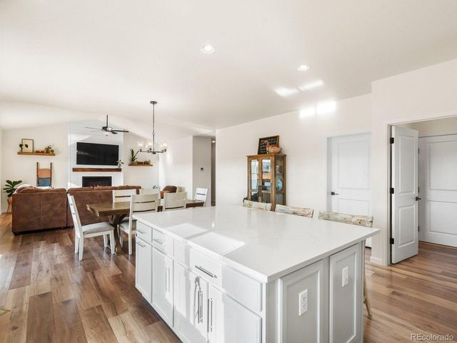 1880 E Fox Glove Ln, Milliken, CO 80543