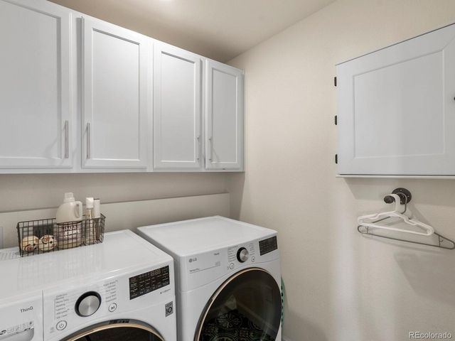 1880 E Fox Glove Ln, Milliken, CO 80543