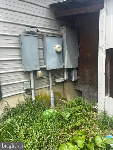 2971 DISPANET RD, Mathias, WV 26812
