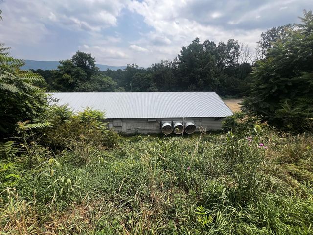 2971 DISPANET RD, Mathias, WV 26812