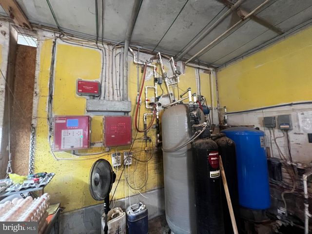 2971 DISPANET RD, Mathias, WV 26812