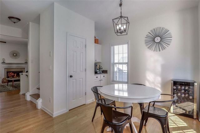 1622 INDIAN Way, Cumming, GA 30040