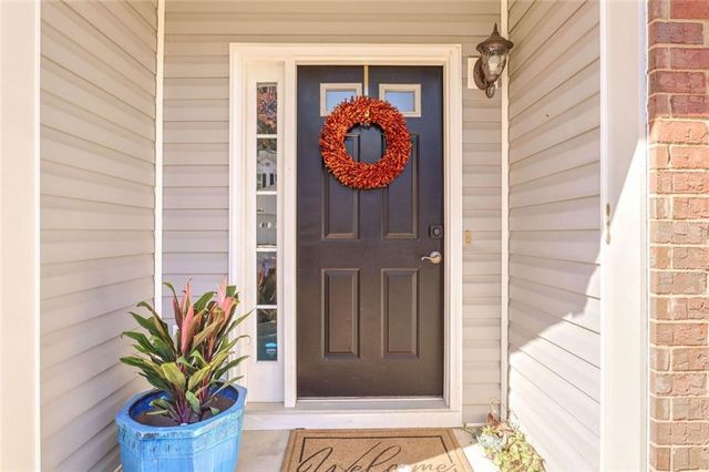 1622 INDIAN Way, Cumming, GA 30040