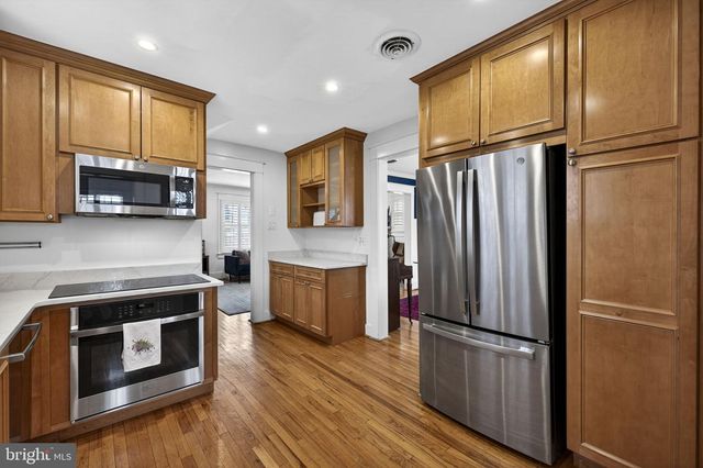 154 MONTAGUE AVE, Winchester, VA 22601